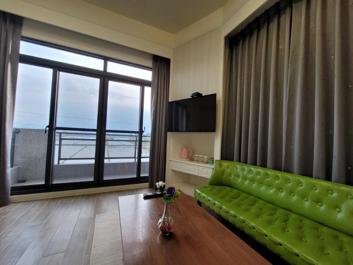 渡小夜電梯民宿 Yilannight B&B Wujie Exterior photo