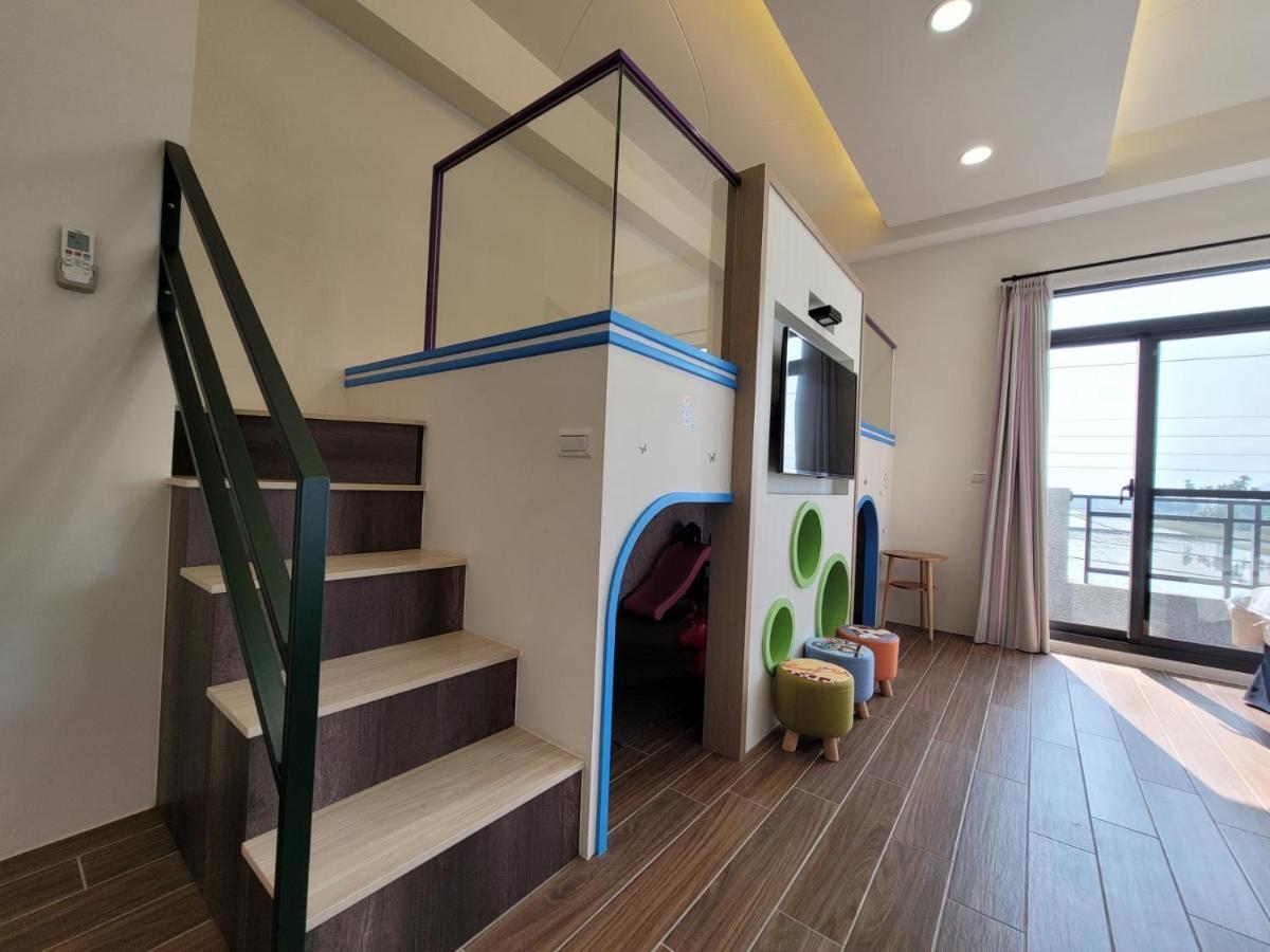 渡小夜電梯民宿 Yilannight B&B Wujie Exterior photo