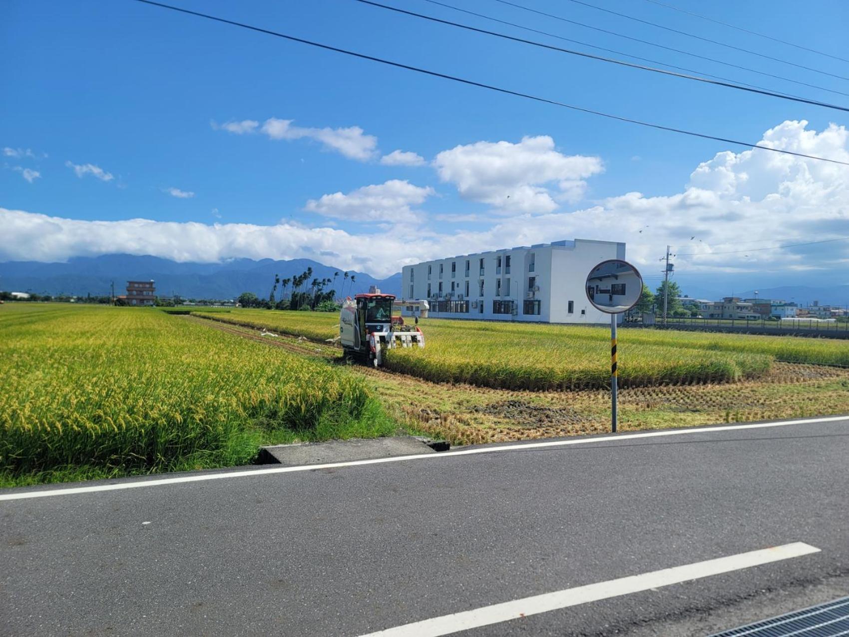 渡小夜電梯民宿 Yilannight B&B Wujie Exterior photo