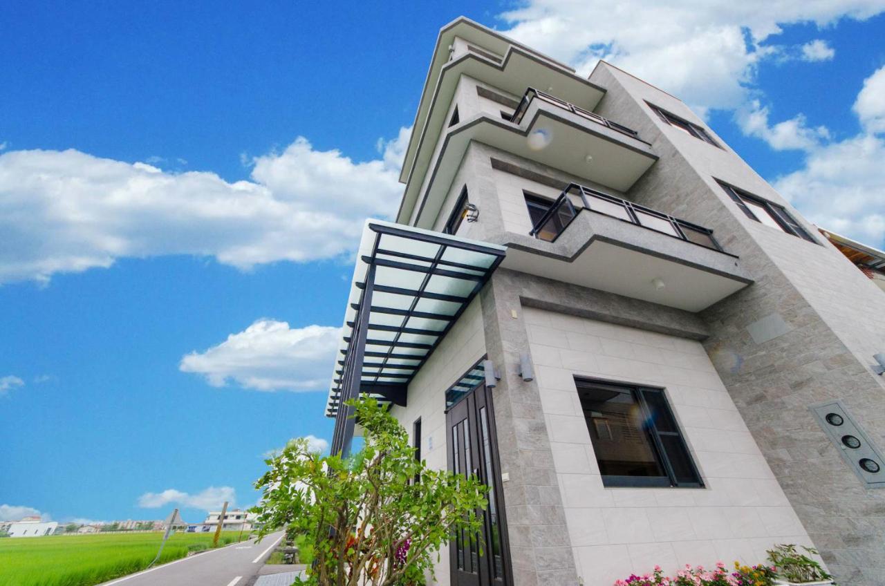 渡小夜電梯民宿 Yilannight B&B Wujie Exterior photo